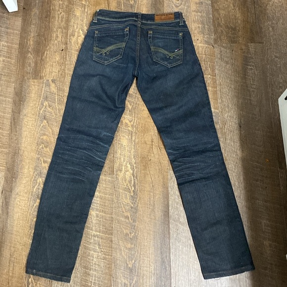 Tommy Hilfiger V-front vintage low rise w/fading details throughout 26/34 - Picture 10 of 15